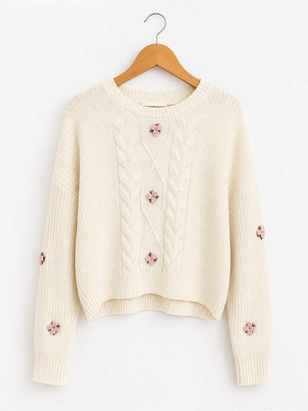 Very Truly Yours Women’s Large Cream Floral Embroidered Cable Knit Sweater